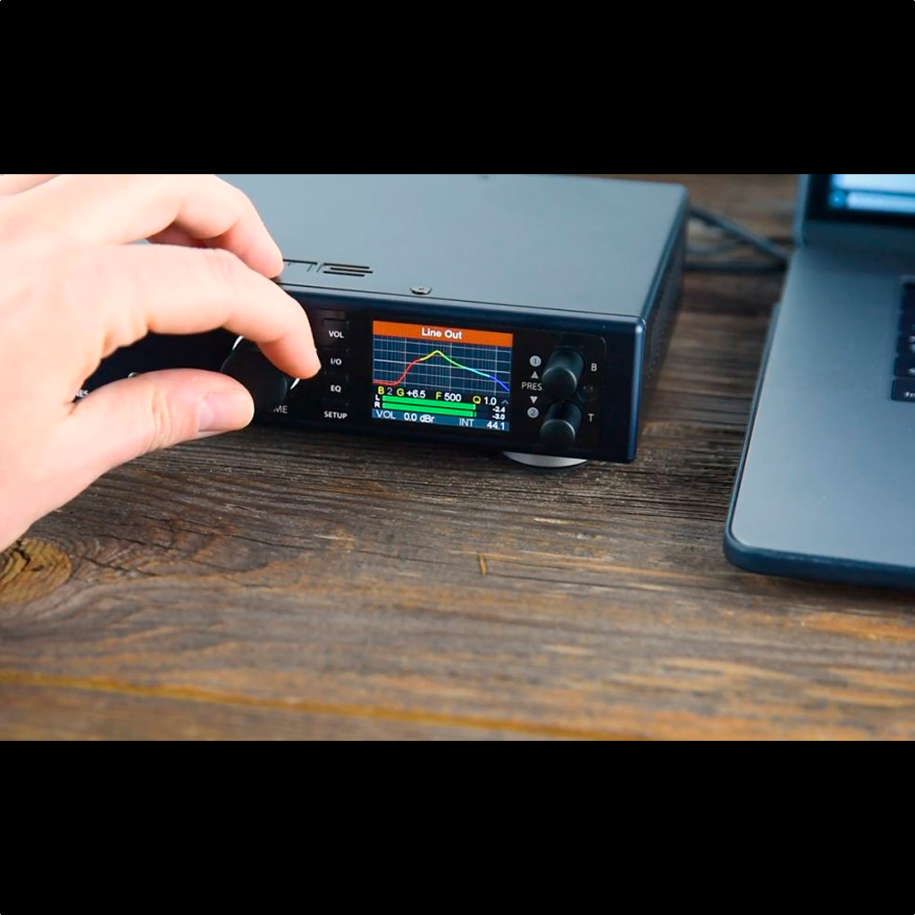 RME ADI-2 Pro FS R Black Edition 国内正規品 ADI-2 Pro FS R Black Edition - Synthax Japan Inc. [シン